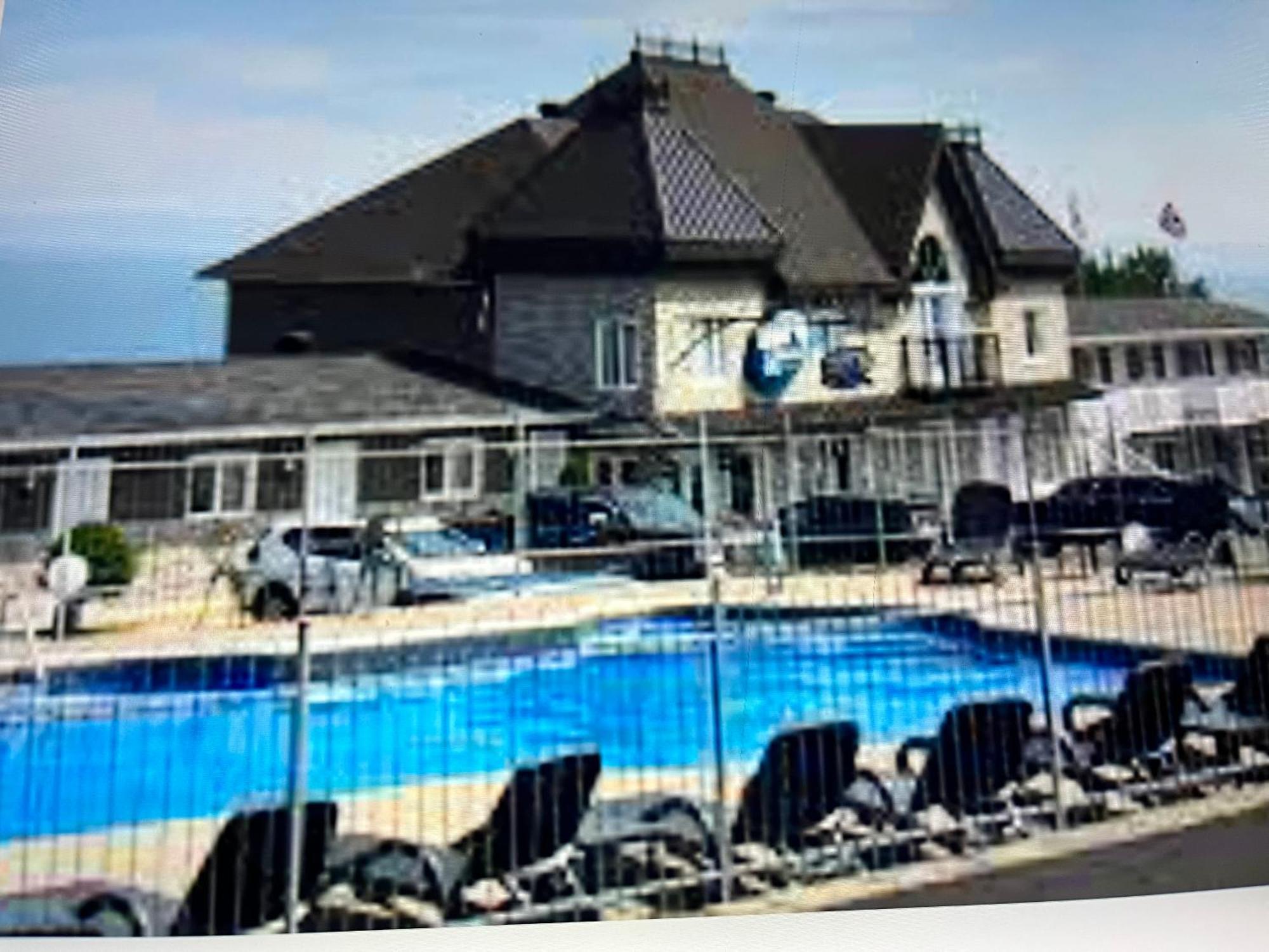 Motel Vue Belvédère Saint-Siméon Extérieur photo