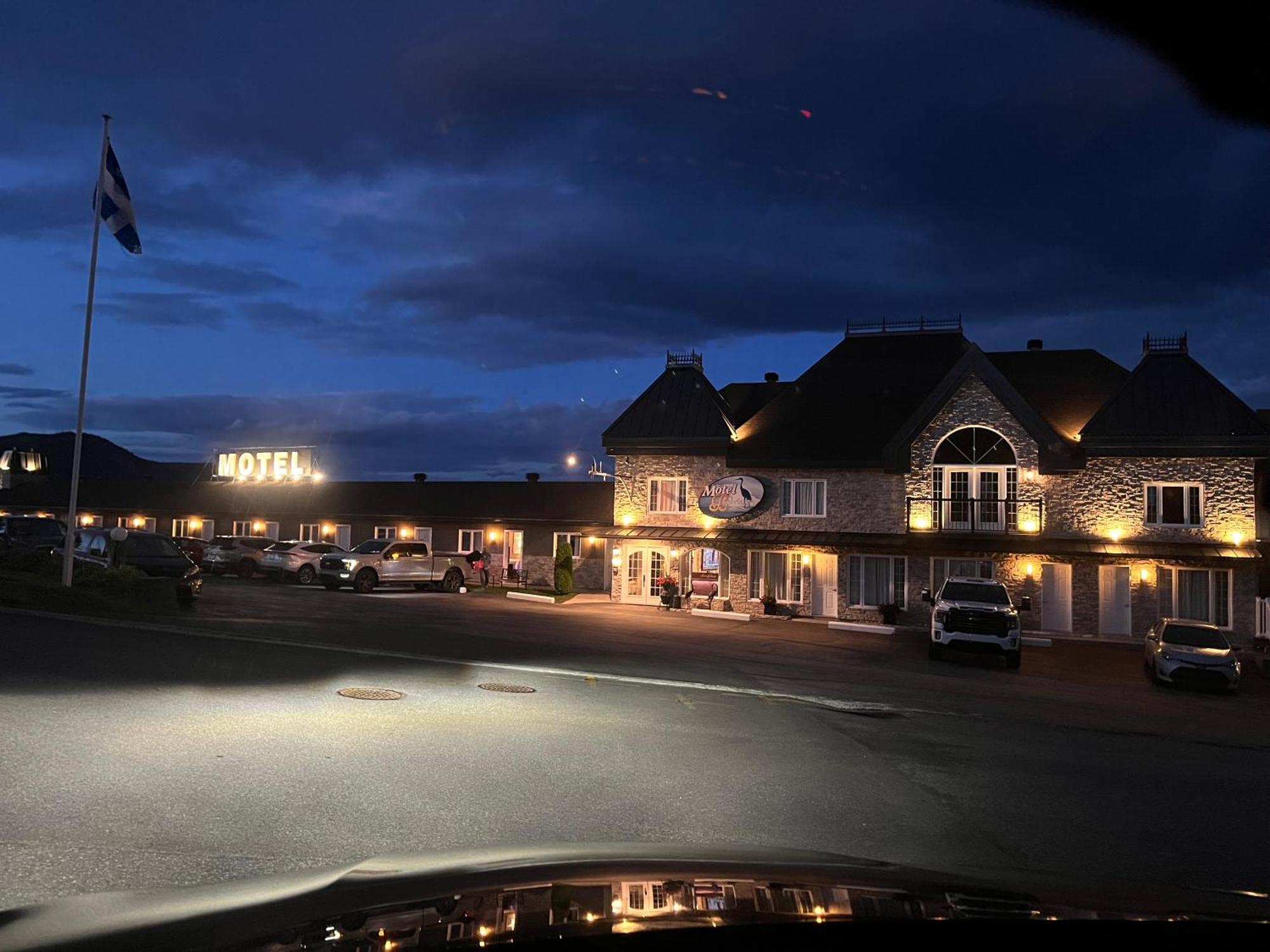 Motel Vue Belvédère Saint-Siméon Extérieur photo