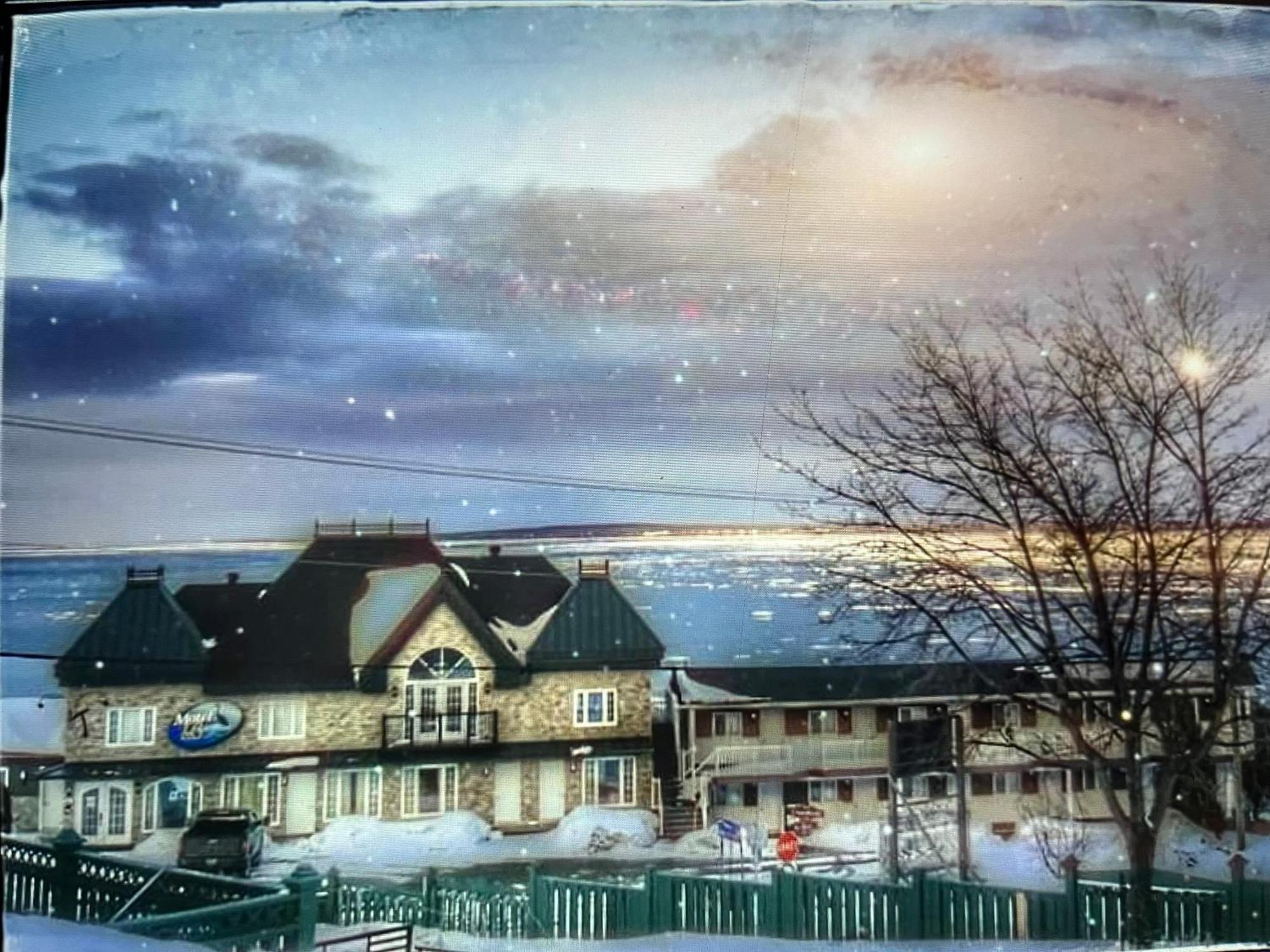 Motel Vue Belvédère Saint-Siméon Extérieur photo