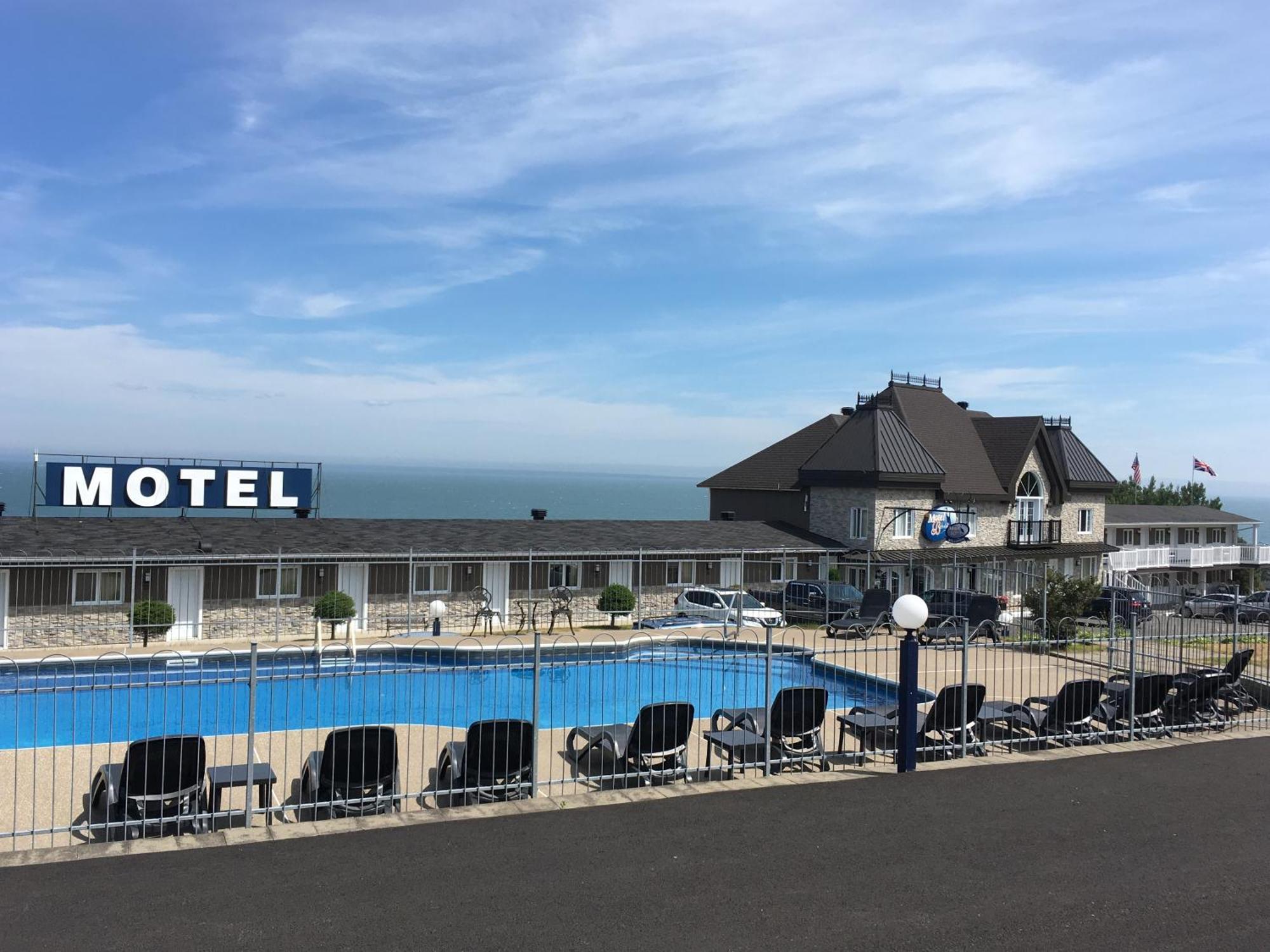 Motel Vue Belvédère Saint-Siméon Extérieur photo